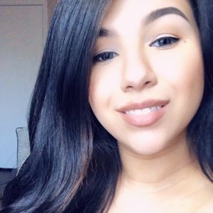 Meet your Posher, Sabrina